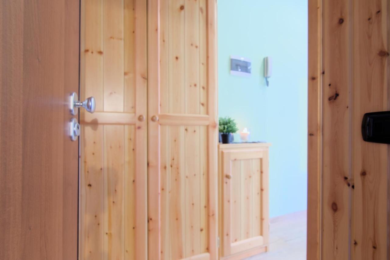 아프리카 Casa Pino- Loft Con Giardino Magnolta 아파트 외부 사진