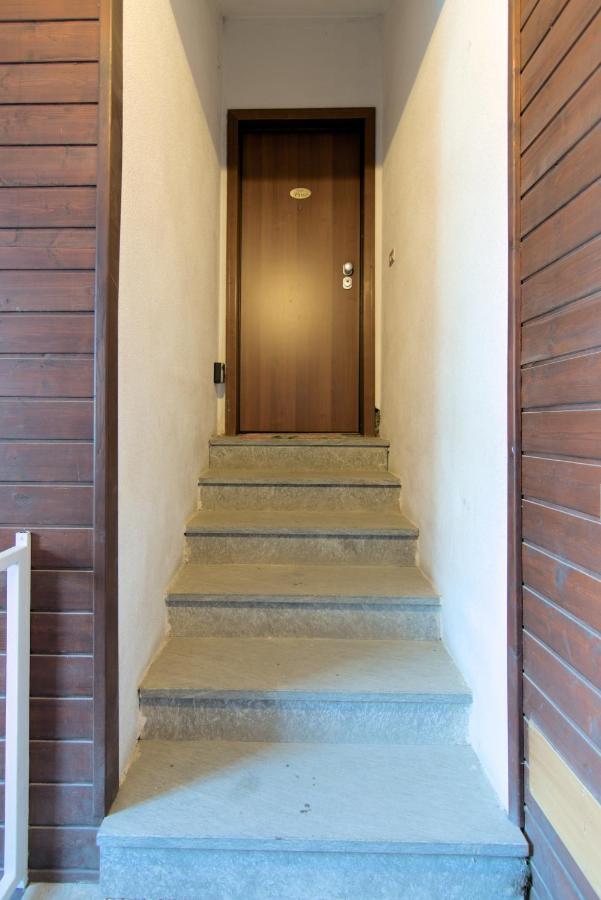 아프리카 Casa Pino- Loft Con Giardino Magnolta 아파트 외부 사진